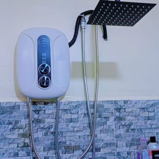 TANKLESS WATER HEATER WITH PUMP/SALTY WATER
